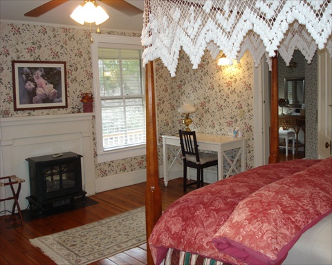 Alleghany Guest Room